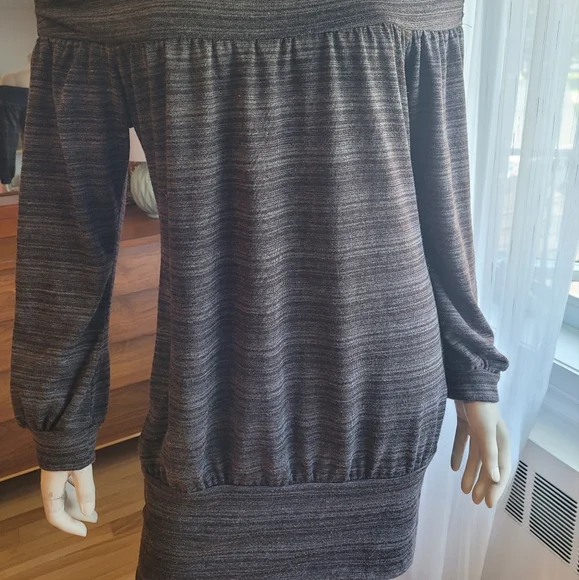 Sweater - Picture 1 of 6